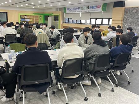 BGDC 직무에 대한 이재영선배님의 열정적인 멘토링 모습